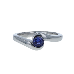 Yogo Sapphire Ring