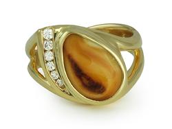 Ladys Elk Ivory Ring 14K Gold